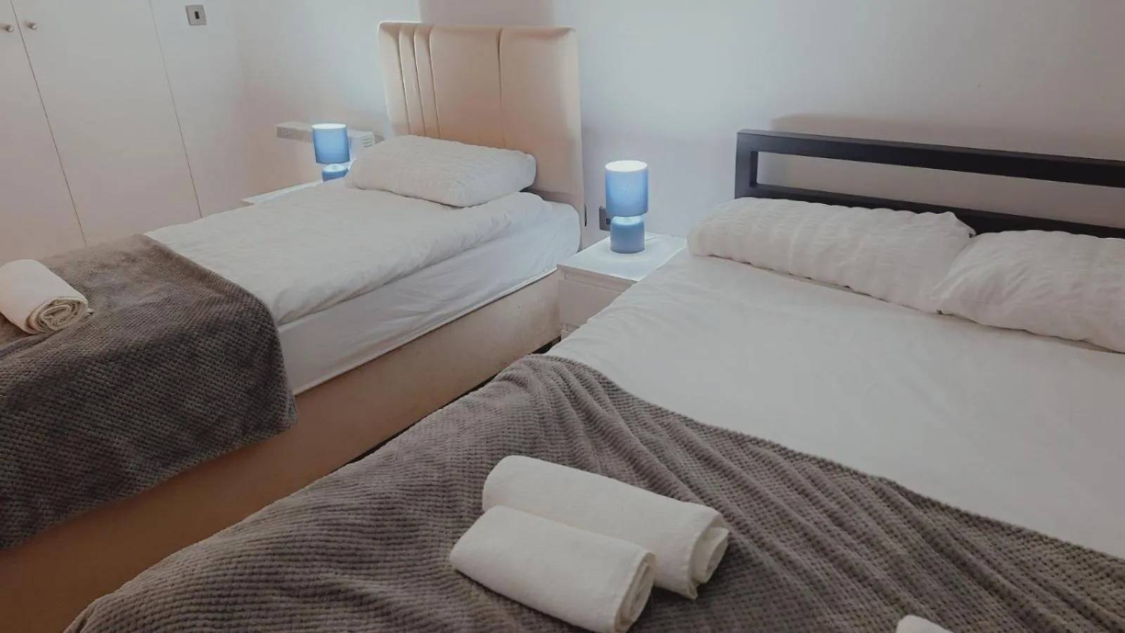 Comfortable - Cosy - Budget Studios In City Center London Guest house