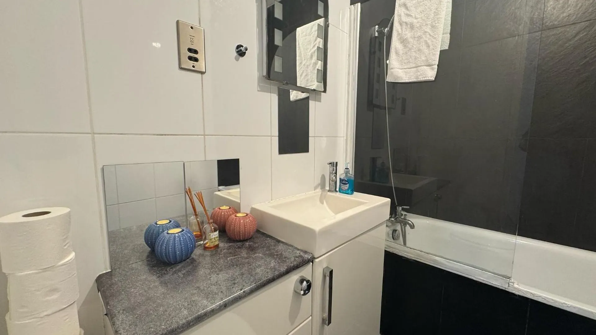 ** Guest house Comfortable - Cosy - Budget Studios In City Center London United Kingdom