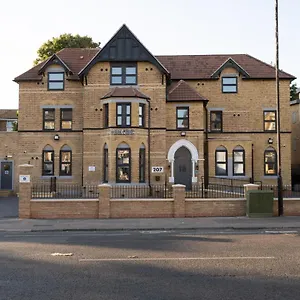 Hotel Dc, Stratford, London