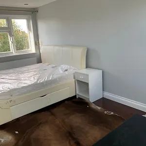 Bed & Breakfast Baoyan, London