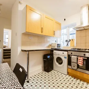 Mile End Double 86a Penzion