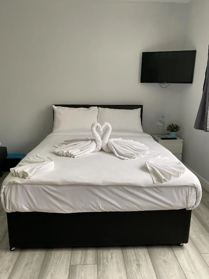 Guest house Comfortable - Cosy - Budget Studios In City Center London