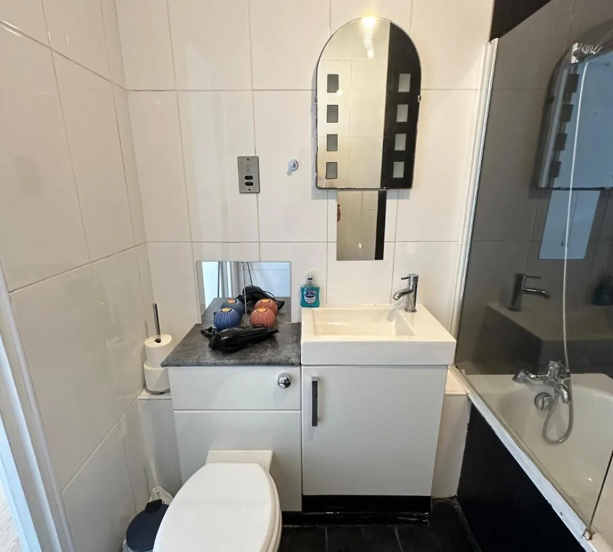 Comfortable - Cosy - Budget Studios In City Center London