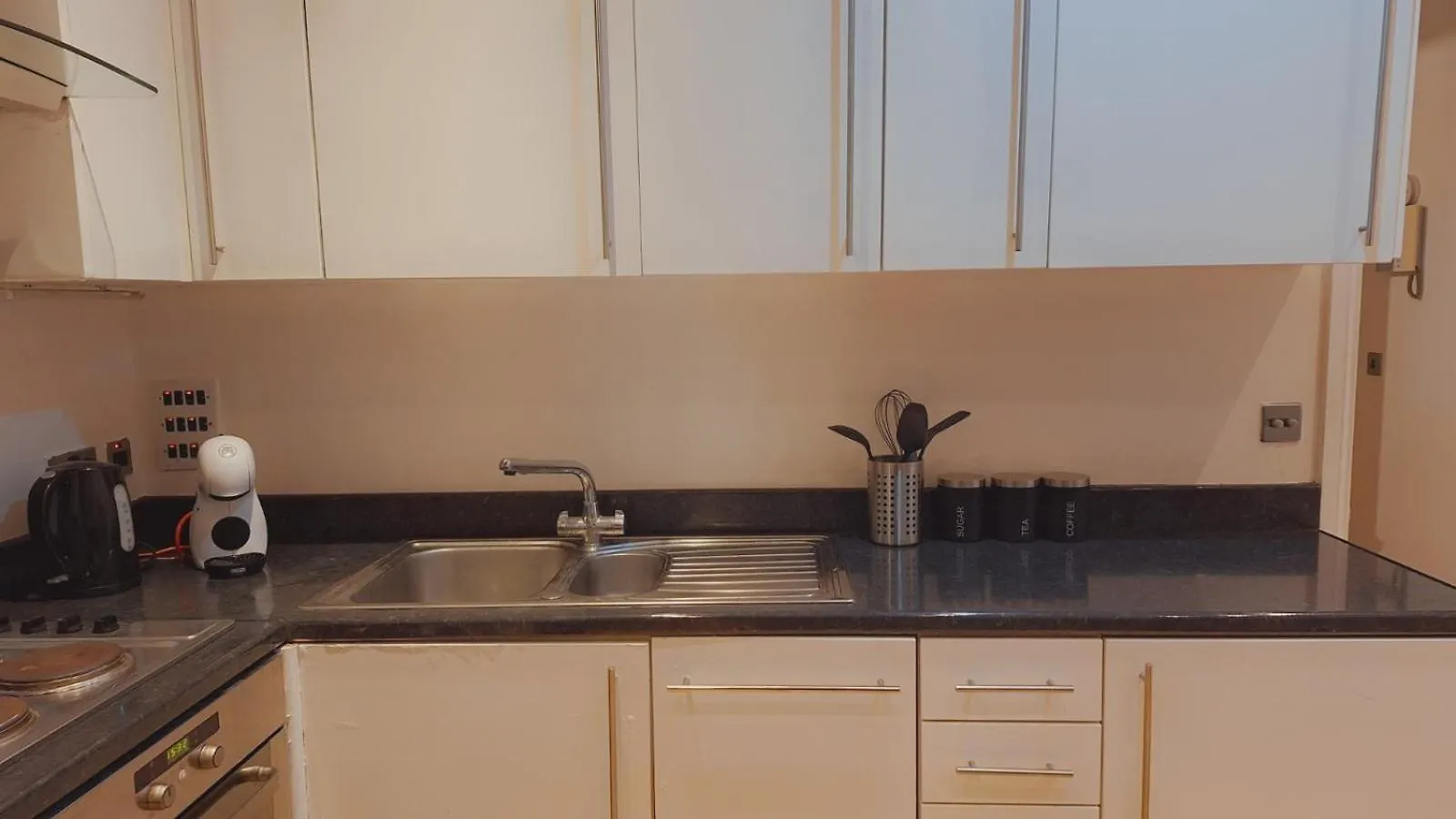 Comfortable - Cosy - Budget Studios In City Center London